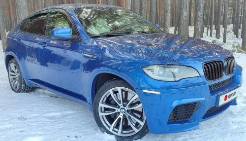 В Барнауле продают BMW в редком цвете Monte Carlo Blau