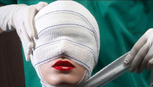 Дело о груди: как барнаульская спортсменка пострадала от пластического хирурга