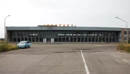 Жители Бийска поинтересовались у мэра судьбой заброшенного аэропорта