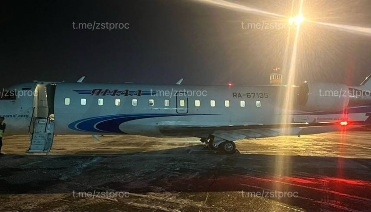 В Толмачево экстренно посадили самолет, следовавший из Горно-Алтайска - Толк 15.01.2024