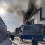 Что известно о пожаре и взрыве на заводе в Шахтах, где пострадали десять человек