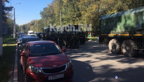 200 военных направлены в Керчь после взрыва в техникуме