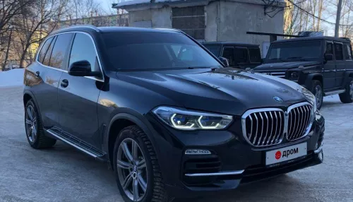 В Алтайском крае за 8 млн рублей продают мощный BMW с обогревом подлокотников