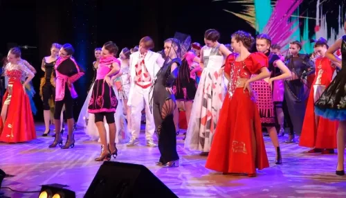 Барнаульская детская школа моды отпраздновала 35-летний юбилей
