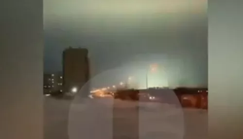 Жителей Челябинска напугали яркие вспышки в небе над городом