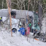 На Урале в ДТП с детским автобусом погибло четыре человека