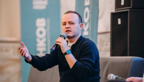 Владислав Даванков в Барнауле призвал отдавать госзаказы местным производителям