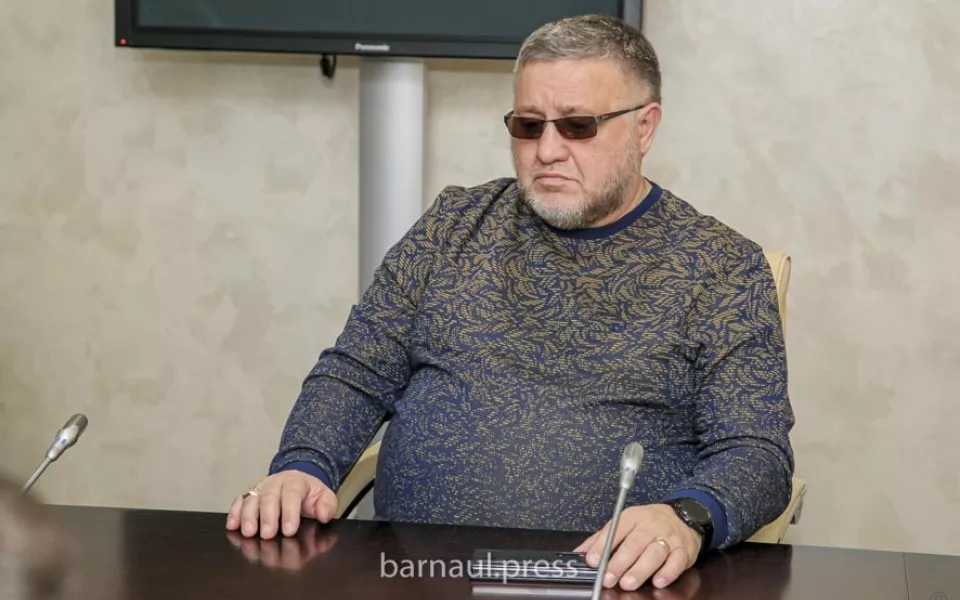 Барнаульский водоканал подал в суд на оскандалившегося перевозчика Олега Бесчастного