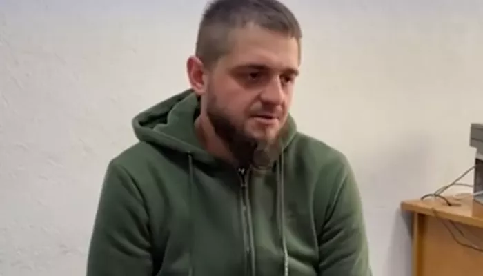 В Барнауле поваливший елку мужчина извинился за угрозы