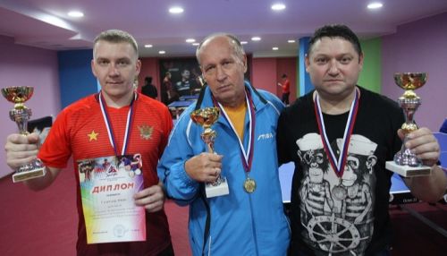 Турнир по теннису среди журналистов прошел в Барнауле