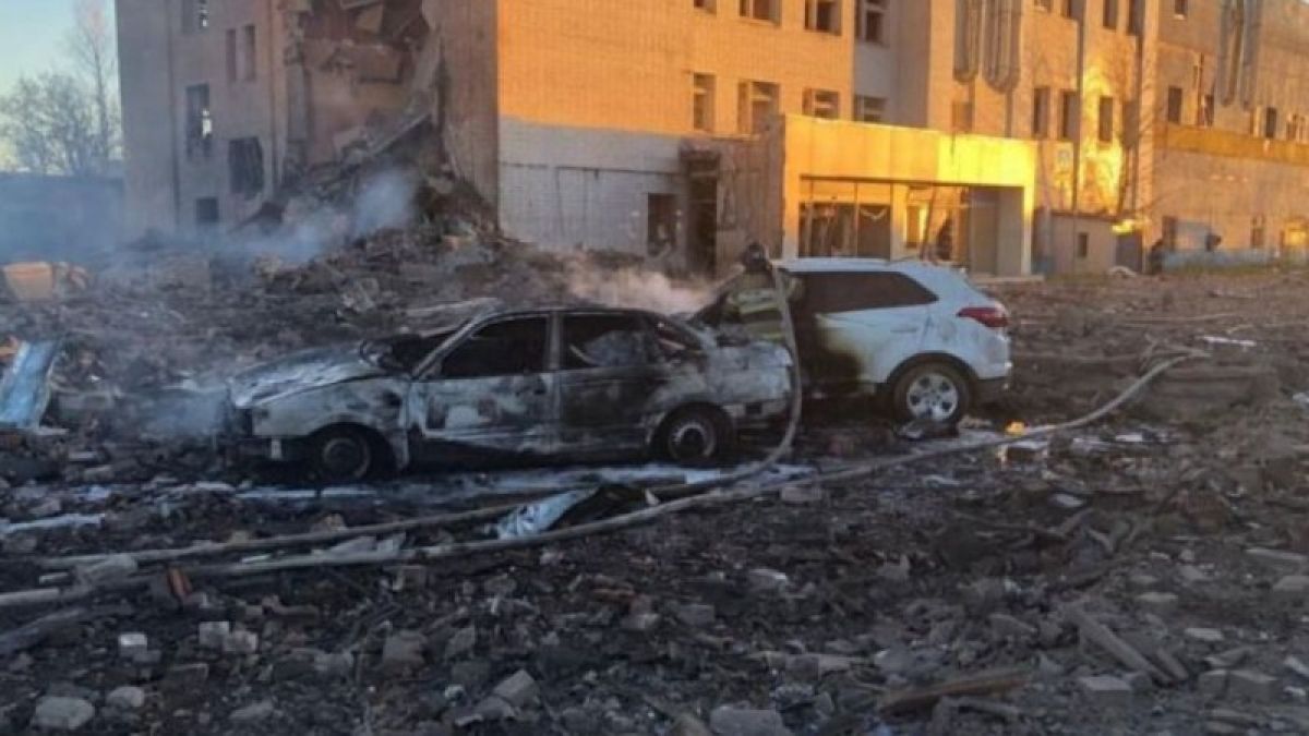 Трое погибших в результате взрыва в Гатчине оказались иностранцами