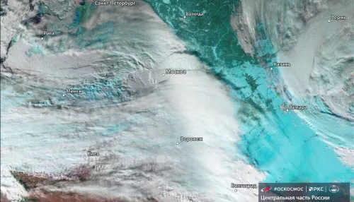 Роскосмос показал, как выглядит снежный циклон Ольга из космоса