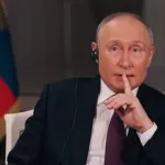 О чем говорит Владимир Путин в громком интервью Карлсону, которое смотрят миллионы