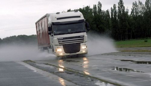 Дорожные войны: мотоциклисты до смерти избили водителя КамАЗа на Алтае