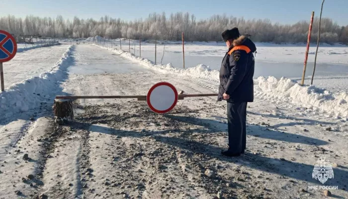 В Алтайском крае складывается критическая ситуация с ледовыми переправами