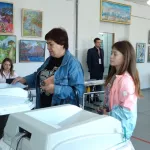 Борьба на заднем плане. Какие прогнозы дают эксперты на президентскую кампанию