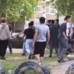 Трех участников массовой драки в Барнауле будут судить за избиение подростка