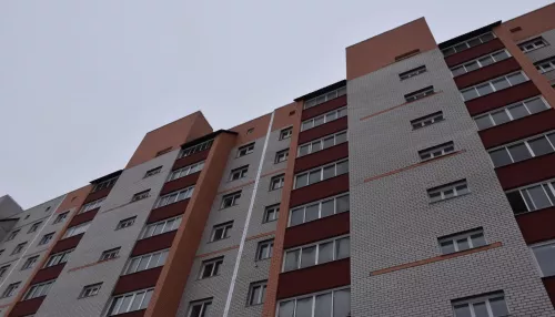 10 детей-сирот получили ключи от квартир в Новоалтайске