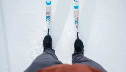 Около 10 лыжниц уехали в больницу после завала во время гонки в Сочи