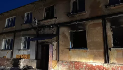 В Барнауле произошел серьезный пожар в двухэтажке – жильцов разместили в ПВР