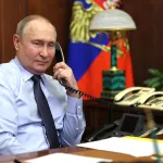 Владимир Путин позвонил военкору Евгению Поддубному в госпиталь