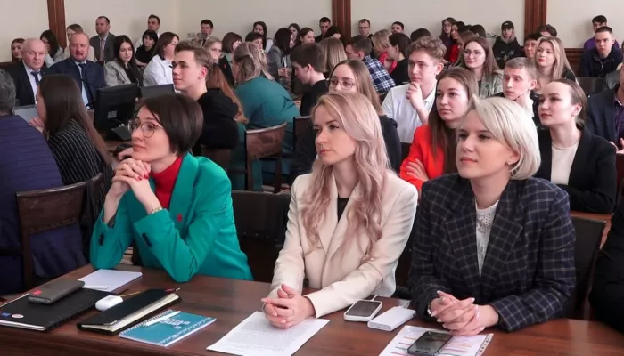 Более 80 жителей Алтайского края примут участие во Всемирном фестивале молодежи