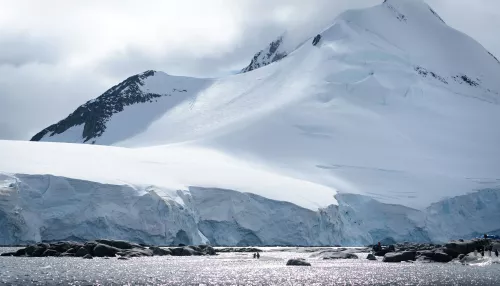 Климатологи нашли причину таяния ледника Судного дня