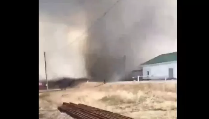 В Приморье огненный торнадо впервые попал на видео