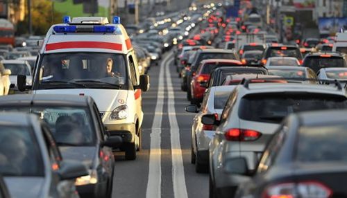 Шестибалльные пробки парализовали движение в Барнауле утром 30 октября