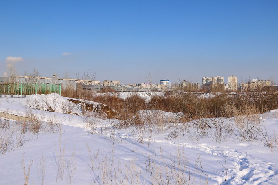 Территория на улице Шумакова, 9. Март 2024 года