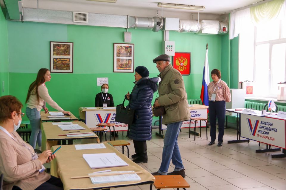 Выборы президента России в Барнауле. 15 марта 2024 года