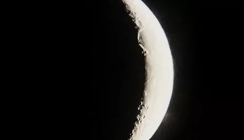 В Барнауле засняли сближение Луны и Юпитера. Фото
