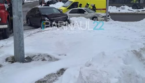В Барнауле произошло ДТП на улице Балтийской – есть пострадавший