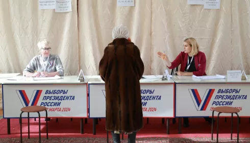 Стало известно, сколько жителей Алтайского края проголосовали за Путина