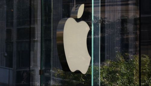 Apple резко повысила цены на старые модели ноутбуков в России