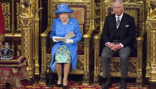 Принц Чарльз может стать королем Великобритании через три года - СМИ