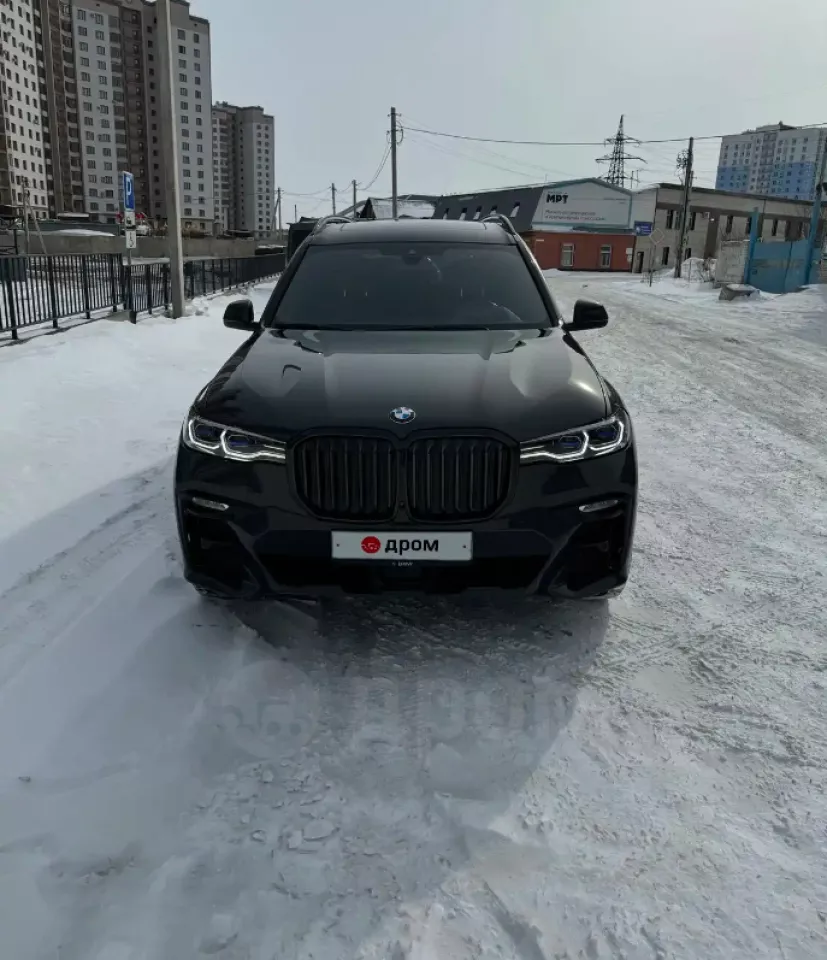 В Барнауле продают мощный серый BMW X7 с электропорогами - Толк 22.03.2024