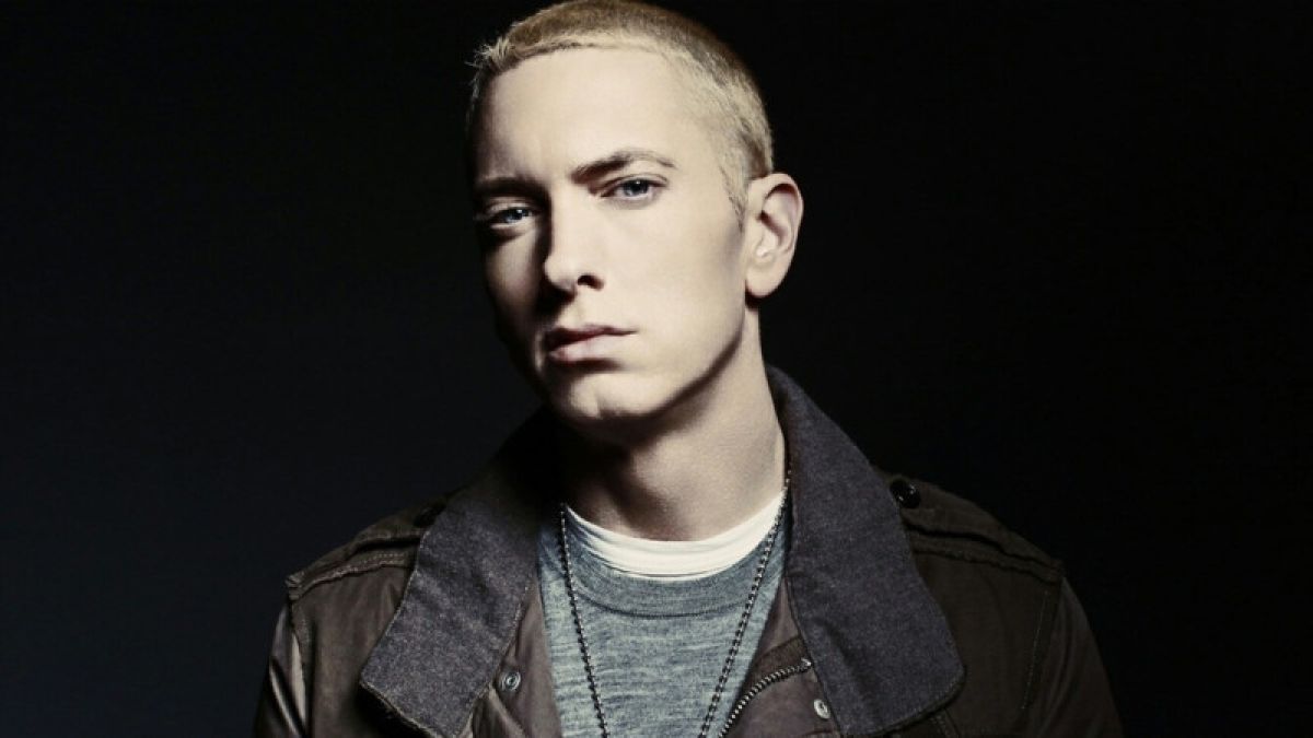 Eminem арендовал кинотеатр для бесплатного показа своего фильма