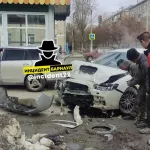 В Барнауле произошло массовое ДТП с вылетом на тротуар