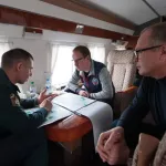 Виктор Томенко на вертолете облетел переживающий паводок Алтайский край