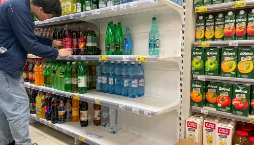 Власти Барнаула опровергли сообщения о дефиците питьевой воды в магазинах
