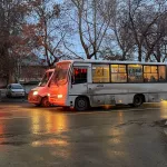 В Барнауле разлилась река, из-за чего изменили маршрут автобуса