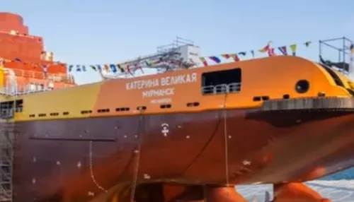 Во Владивостоке на уникальном ледоколе Катерина Великая произошел пожар
