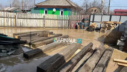 В Барнауле из-за аварии на ТЭЦ затопило водой с глиной более 10 участков