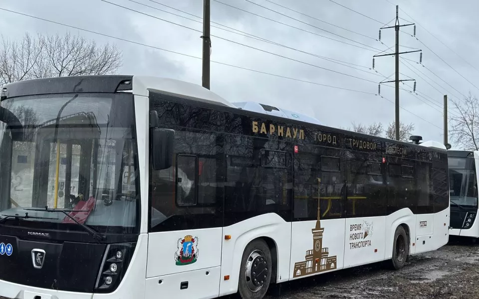 Стала известна дата выхода новых барнаульских автобусов на маршрут 1