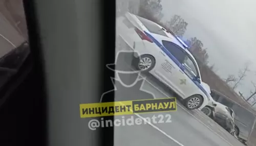 Автомобили попали в жесткую аварию на трассе Барнаул – Новосибирск