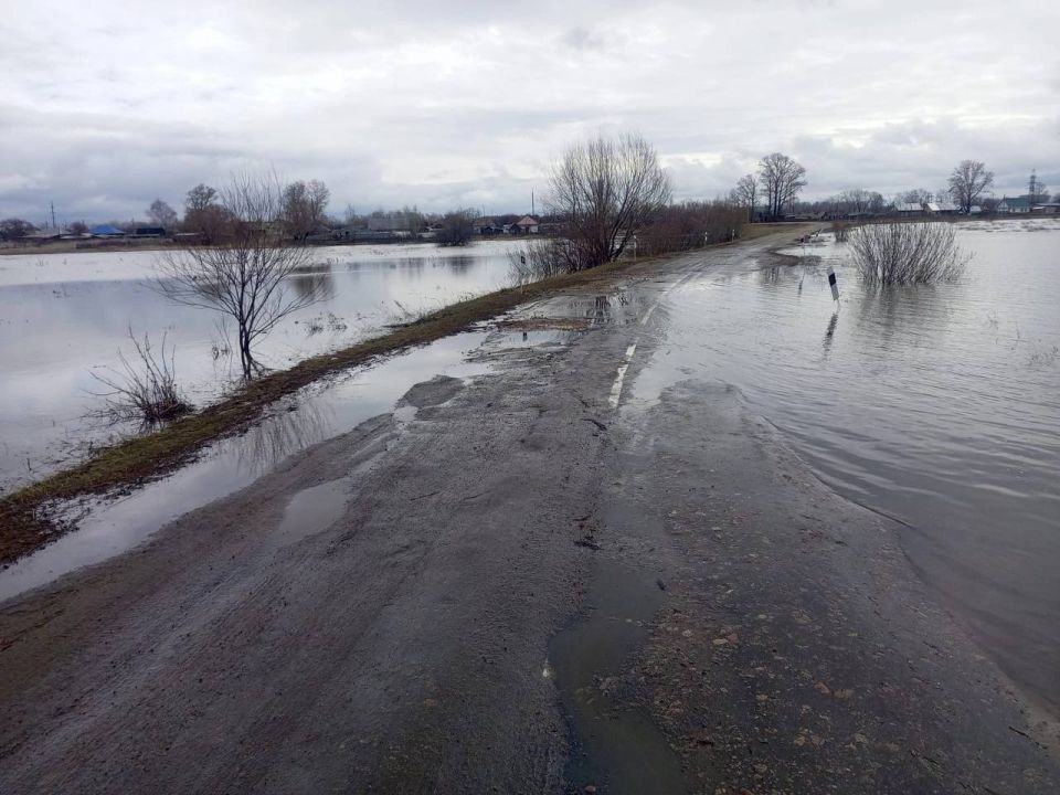 Дорога. Вода. Паводок