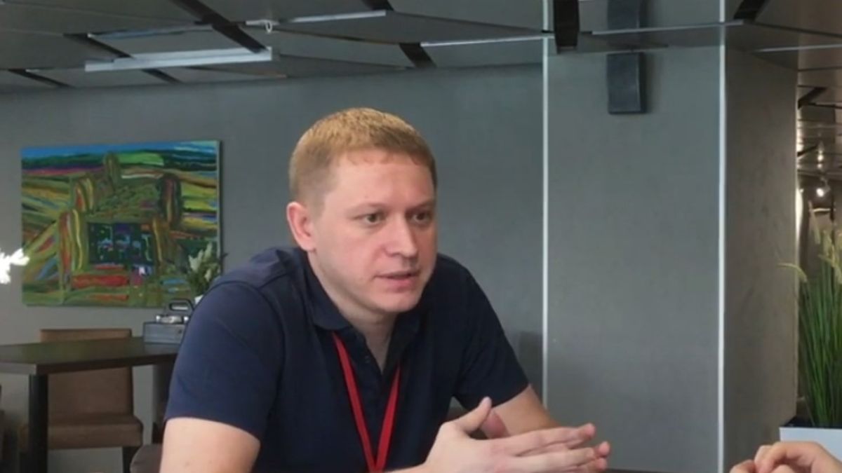 Юрий Карл
