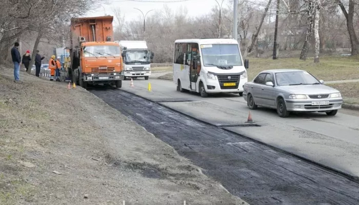 В Барнауле стартовал сезон ремонта дорог: где ведут работы