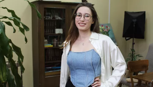 Халат миллионера и look из старых джинсов. Что не дает одеть всех в бренды Барнаула